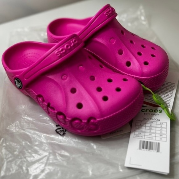 CROCS Other - Crocs Electric Pink j2 Kids Baya Clog K Fun Classic Shoes Slides 207013-6QQ NWT